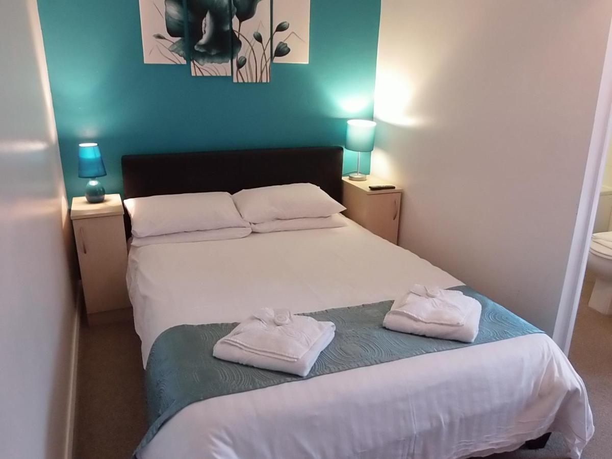 Betty Cottles Inn Okehampton Bagian luar foto